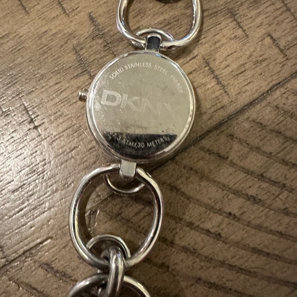 Vintage Y2K DKNY Archival Circle Link Bracelet Watch - NY3667 - Picture 3 of 4